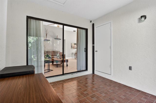 1804 Tamarind Ln, Coconut Creek, FL 33063