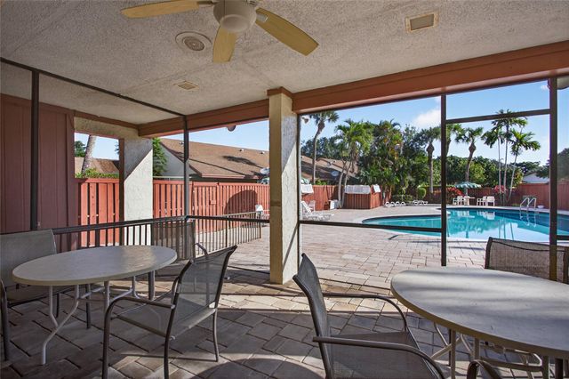 1804 Tamarind Ln, Coconut Creek, FL 33063