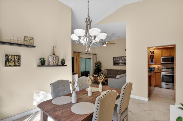 1804 Tamarind Ln, Coconut Creek, FL 33063