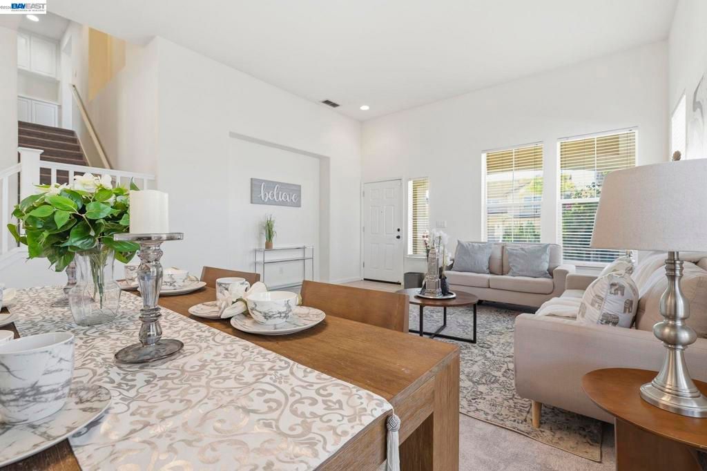Image 11 of property listing at 2627 Leopard Way, Antioch, CA 94531