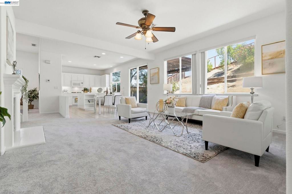Image 22 of property listing at 2627 Leopard Way, Antioch, CA 94531