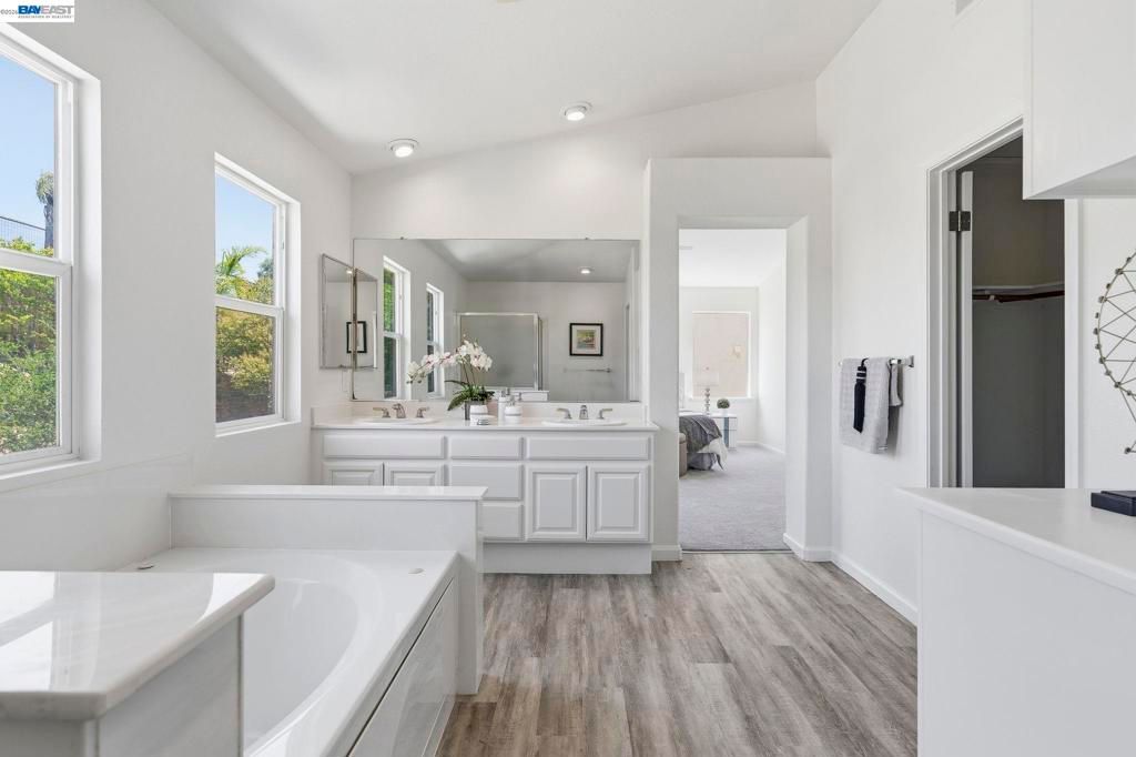 Image 32 of property listing at 2627 Leopard Way, Antioch, CA 94531