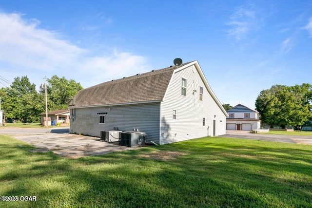 6496 Racine Street, Seneca, MO 64865