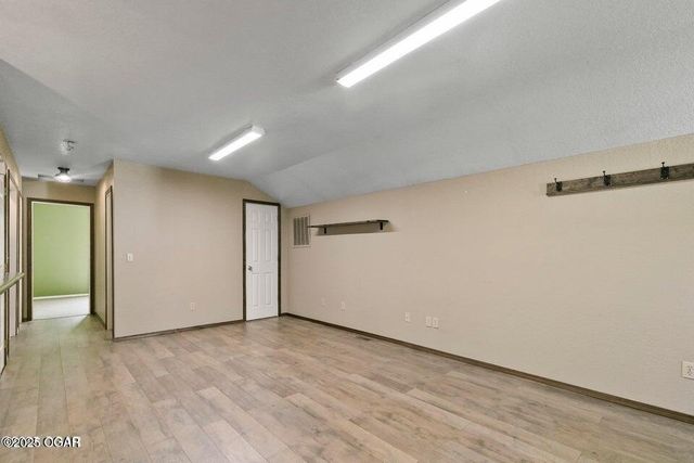 6496 Racine Street, Seneca, MO 64865