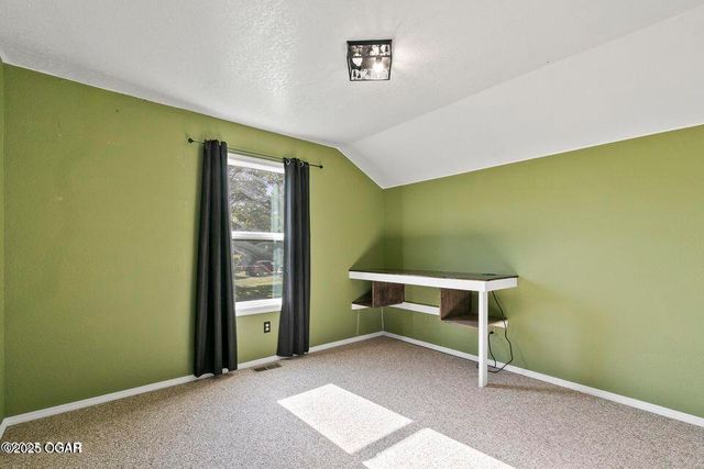 6496 Racine Street, Seneca, MO 64865