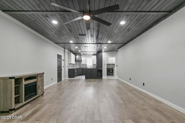 6496 Racine Street, Seneca, MO 64865