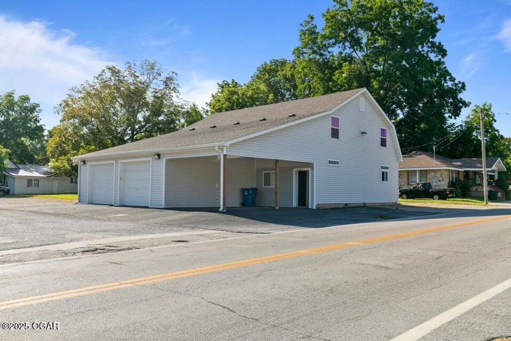 6496 Racine Street, Seneca, MO 64865