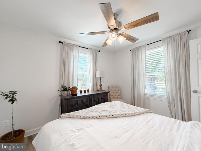 4985 SOLOMONS ISLAND RD, Huntingtown, MD 20639