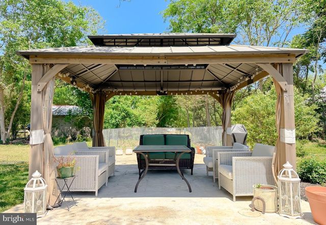 4985 SOLOMONS ISLAND RD, Huntingtown, MD 20639