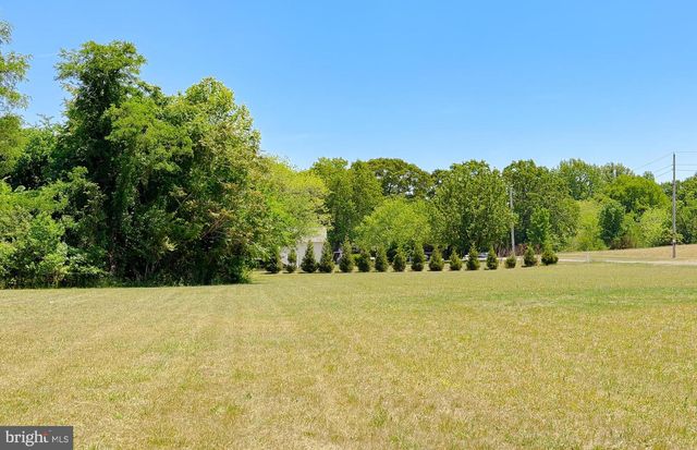4985 SOLOMONS ISLAND RD, Huntingtown, MD 20639
