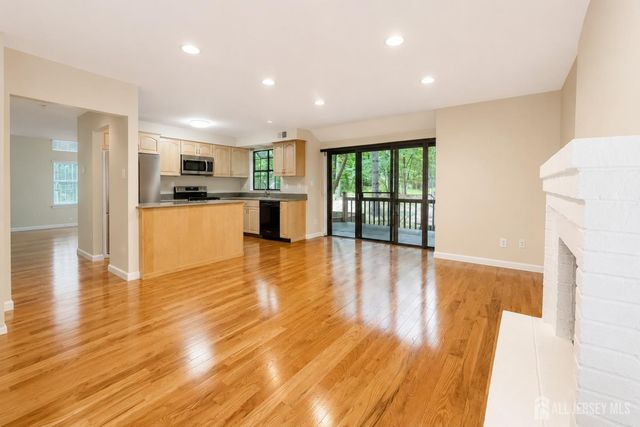 614 Sayre Drive, Plainsboro, NJ 08540