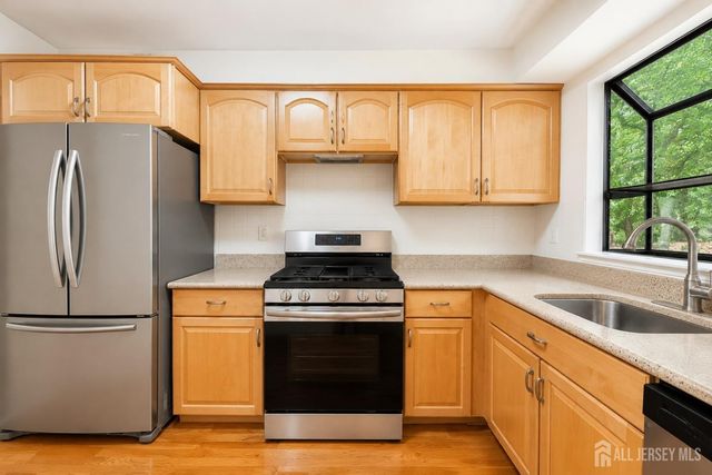 614 Sayre Drive, Plainsboro, NJ 08540