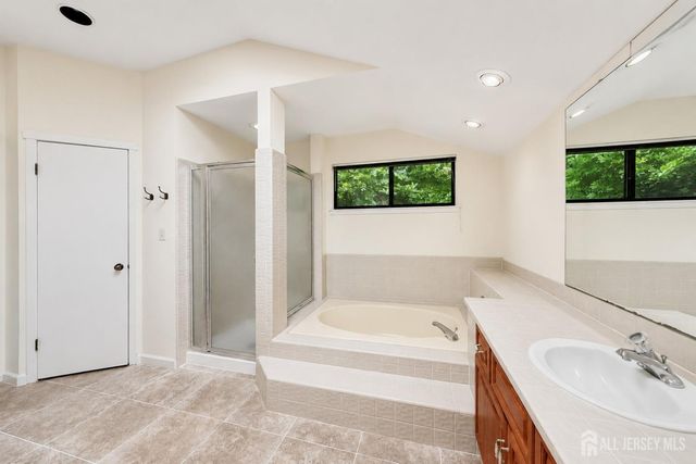 614 Sayre Drive, Plainsboro, NJ 08540