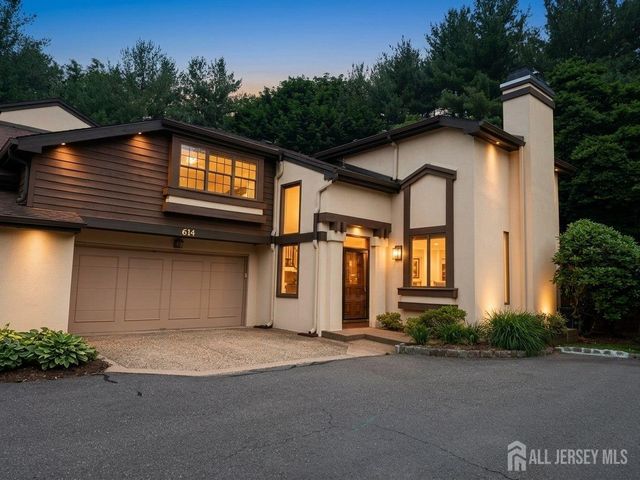 614 Sayre Drive, Plainsboro, NJ 08540