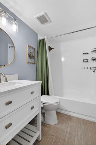 20110 NE 3rd Court 5, Miami, FL 33179