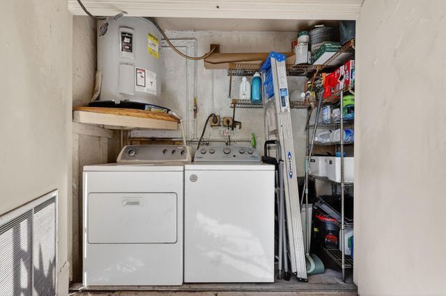 20110 NE 3rd Court 5, Miami, FL 33179