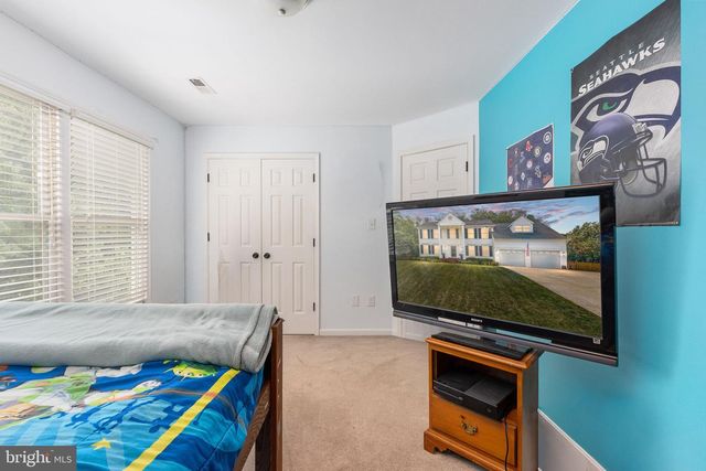 6313 SWEETBRIAR DR, Fredericksburg, VA 22407