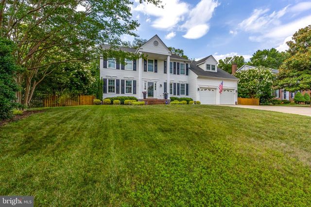 6313 SWEETBRIAR DR, Fredericksburg, VA 22407