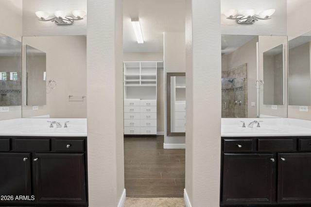 3153 E RED OAK Court, Gilbert, AZ 85297