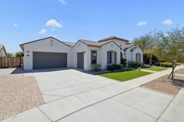 3153 E RED OAK Court, Gilbert, AZ 85297