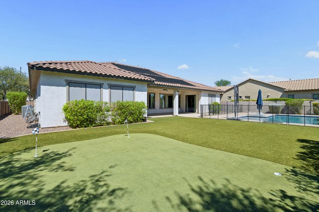 3153 E RED OAK Court, Gilbert, AZ 85297