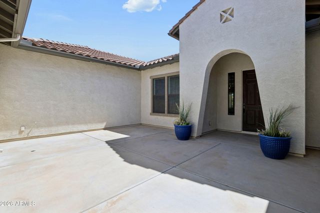 3153 E RED OAK Court, Gilbert, AZ 85297