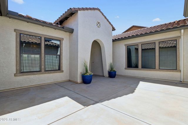 3153 E RED OAK Court, Gilbert, AZ 85297