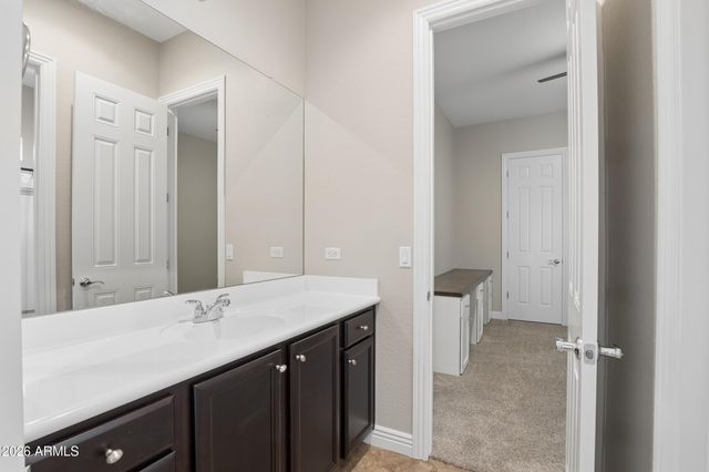 3153 E RED OAK Court, Gilbert, AZ 85297