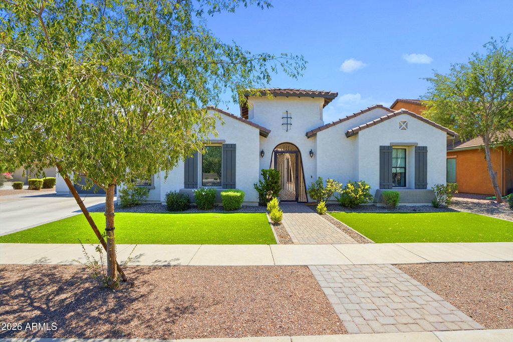 3153 E RED OAK Court, Gilbert, AZ 85297 — exterior