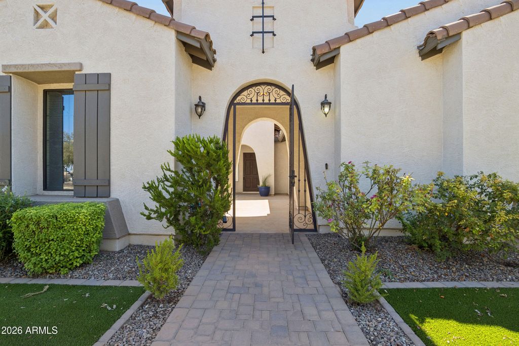3153 E RED OAK Court, Gilbert, AZ 85297 — photo 4