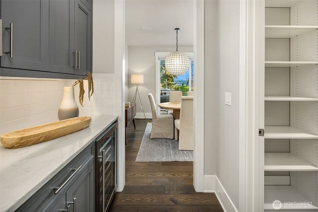 222 8th Avenue, Kirkland, WA 98033