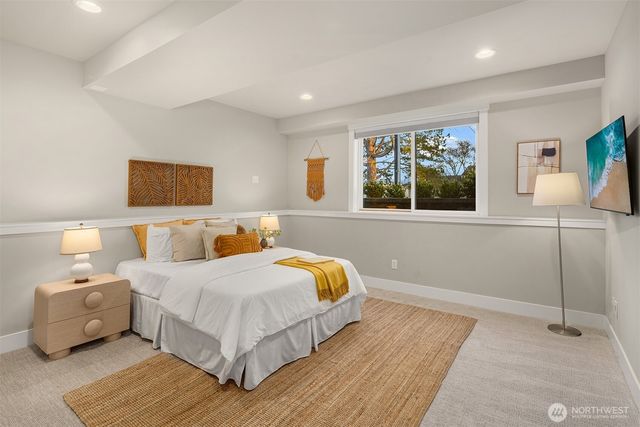 222 8th Avenue, Kirkland, WA 98033