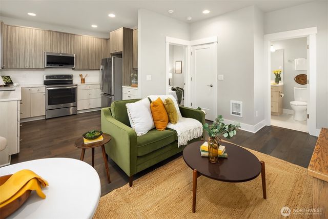 222 8th Avenue, Kirkland, WA 98033