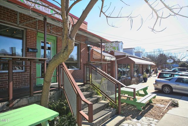 130 Two Hills Drive 203b, Carrboro, NC 27510