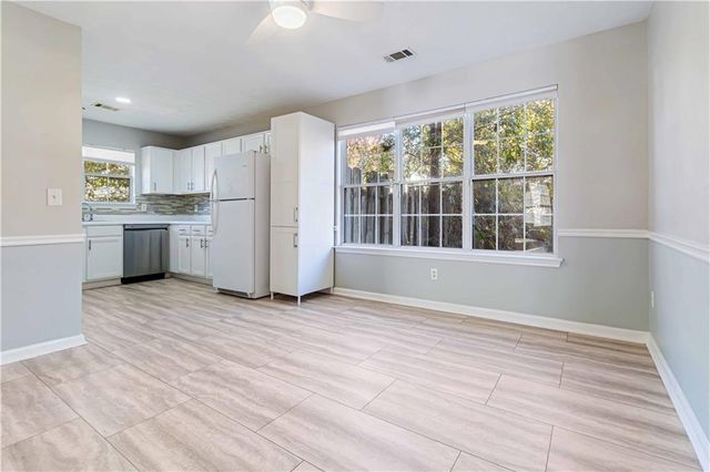 973 Ashwood Green Court, Snellville, GA 30078