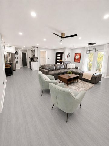 392 W ROSSETTI DRIVE, Nokomis, FL 34275