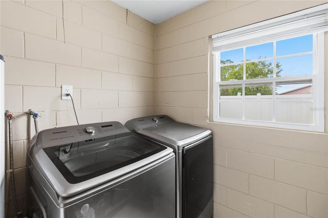 2948 COLORADO AVENUE, Orlando, FL 32826