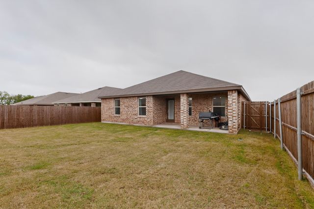2945 Roper Street, Royse City, TX 75189