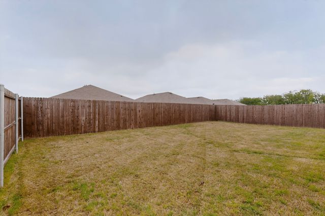 2945 Roper Street, Royse City, TX 75189
