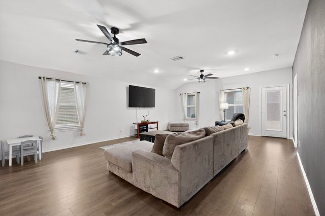 2945 Roper Street, Royse City, TX 75189