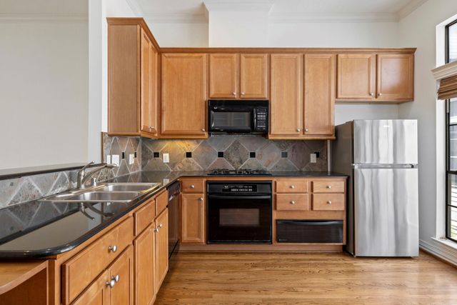 1605 Mcdonald Street, Houston, TX 77007