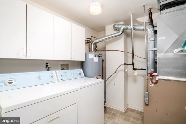 414 MOWAT CIR, Trenton, NJ 08690