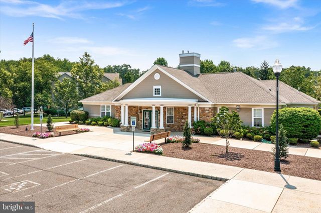 414 MOWAT CIR, Trenton, NJ 08690