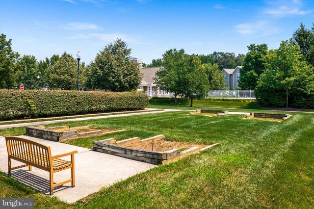 414 MOWAT CIR, Trenton, NJ 08690