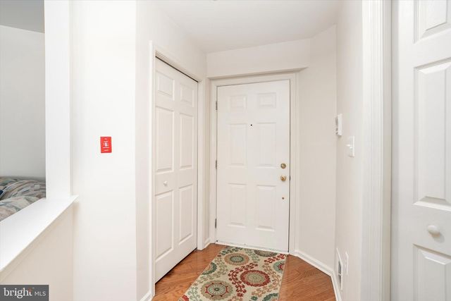 414 MOWAT CIR, Trenton, NJ 08690