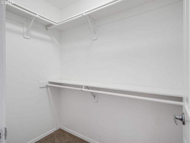 225 Sw VALLEYS EDGE St, Mc Minnville, OR 97128