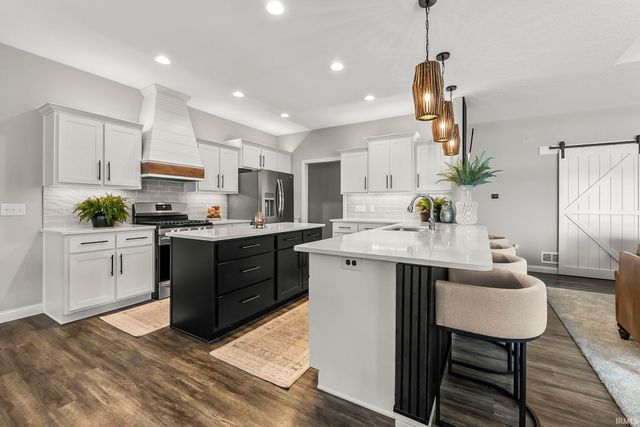 2011 Fairway Drive, Auburn, IN 46706