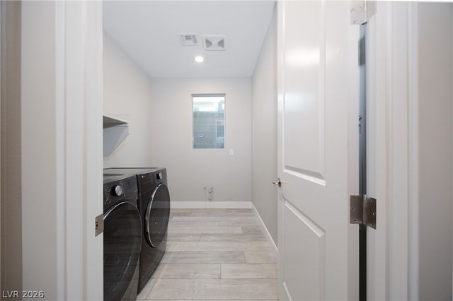 400 Red Feather Peak Court, Las Vegas, NV 89138