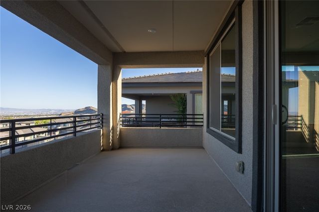 400 Red Feather Peak Court, Las Vegas, NV 89138