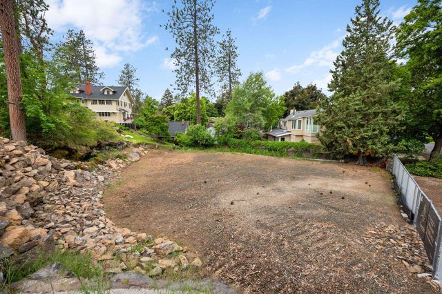 810 E Plateau Rd, Spokane, WA 99203